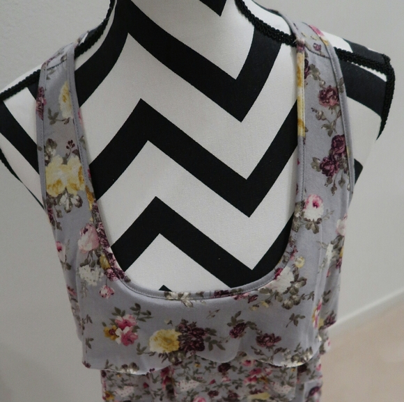 Layered Front Floral Sleeveless Top - Picture 3 of 7
